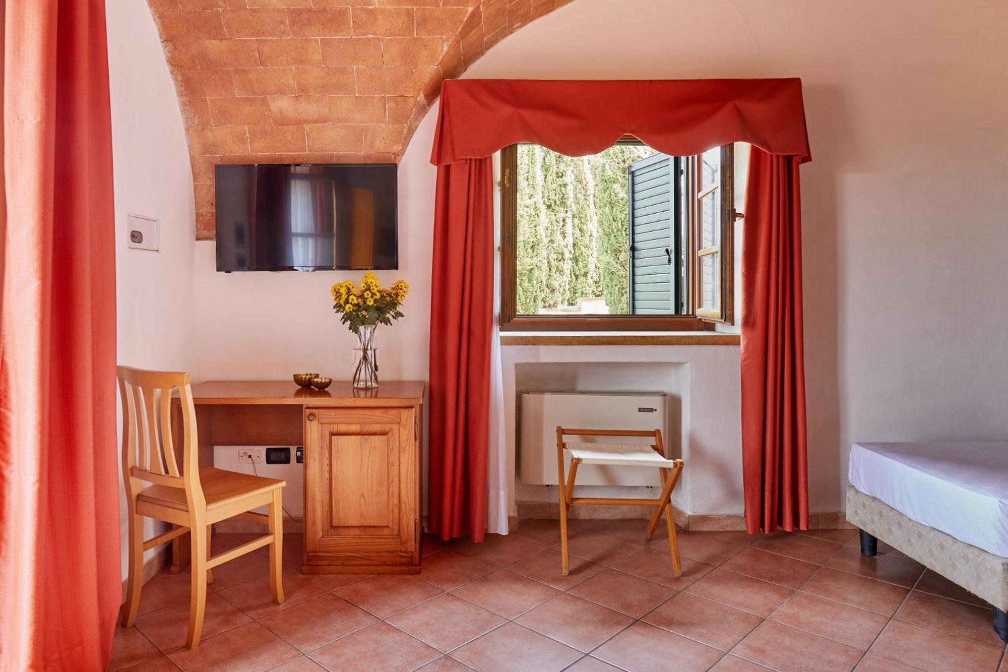 Relais Belvedere Montecatini Val di Cecina Bilik gambar
