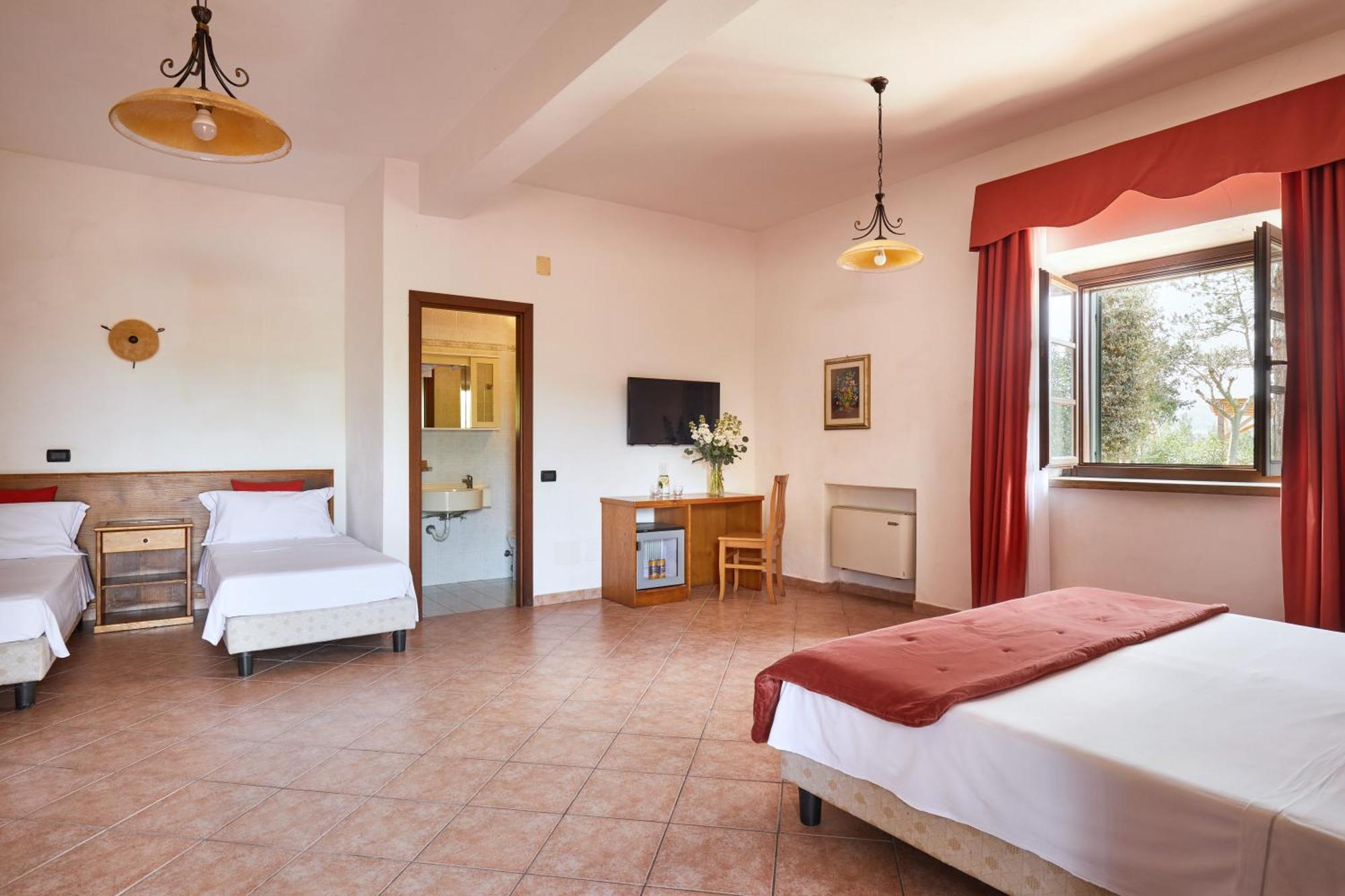 Relais Belvedere Montecatini Val di Cecina Luaran gambar