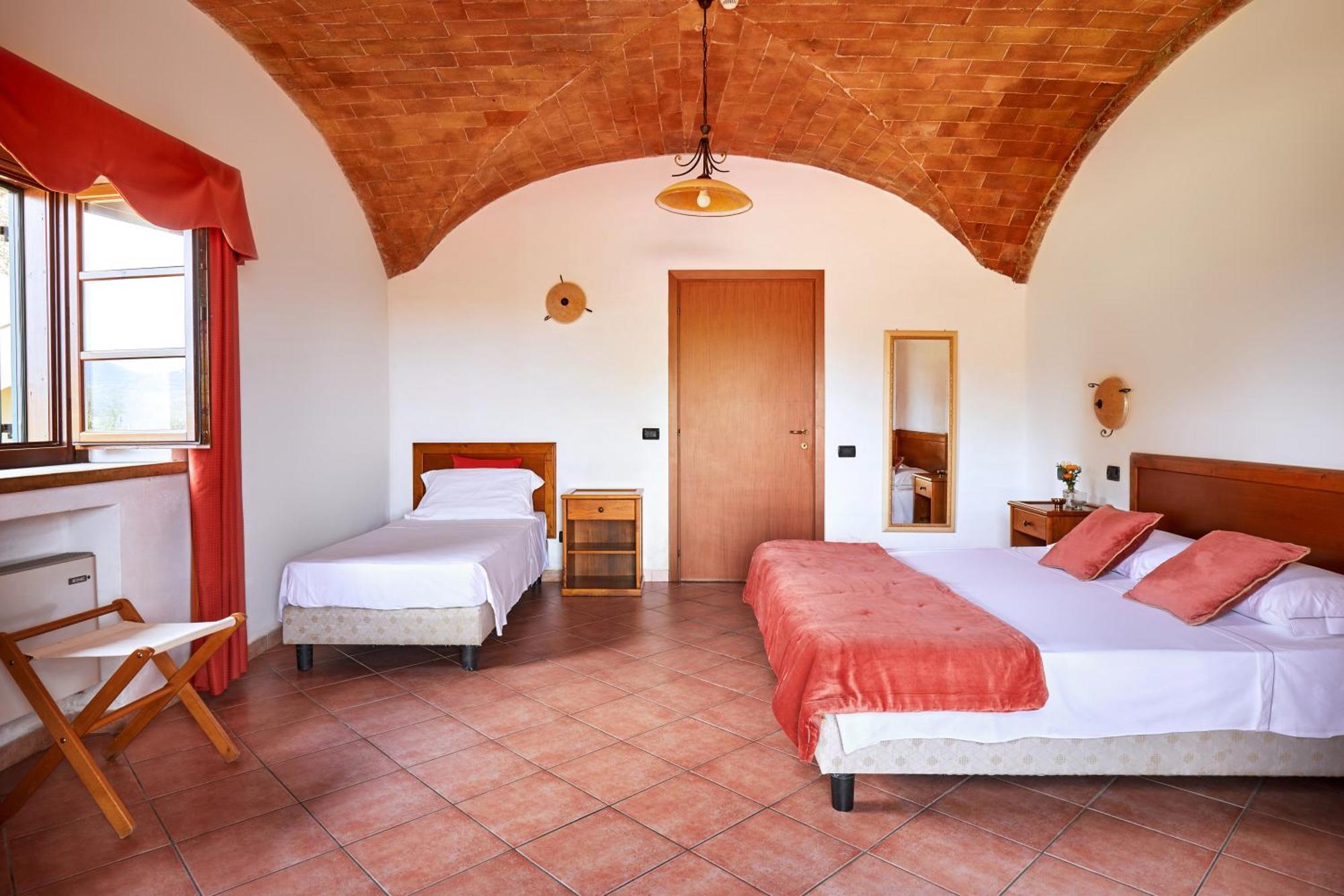 Relais Belvedere Montecatini Val di Cecina Luaran gambar